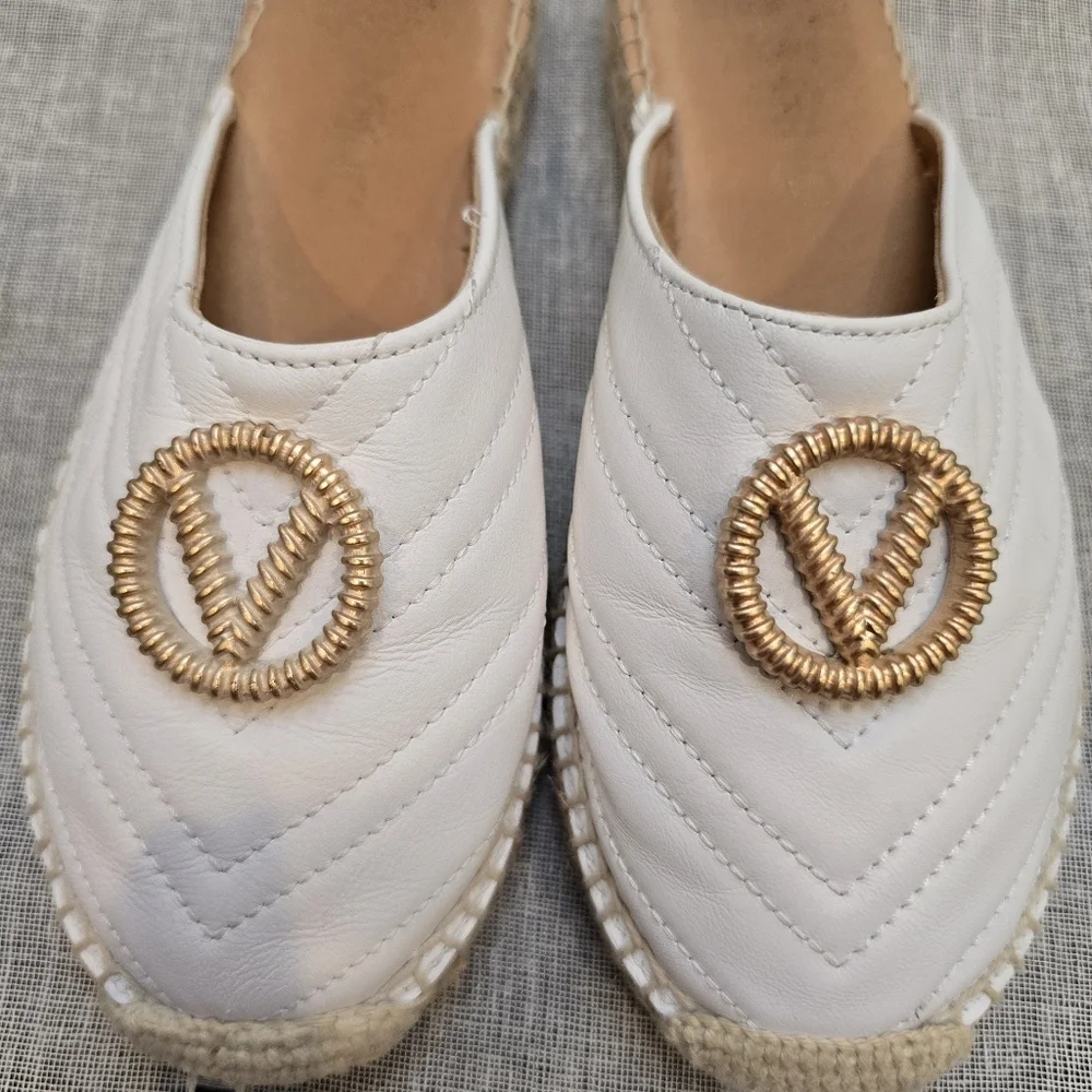Valentino White Espadrilles Mules Size 36 Made In SPAIN ( Size 6 Usa) - Picture 2 of 9